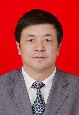 2王东方教授.jpg